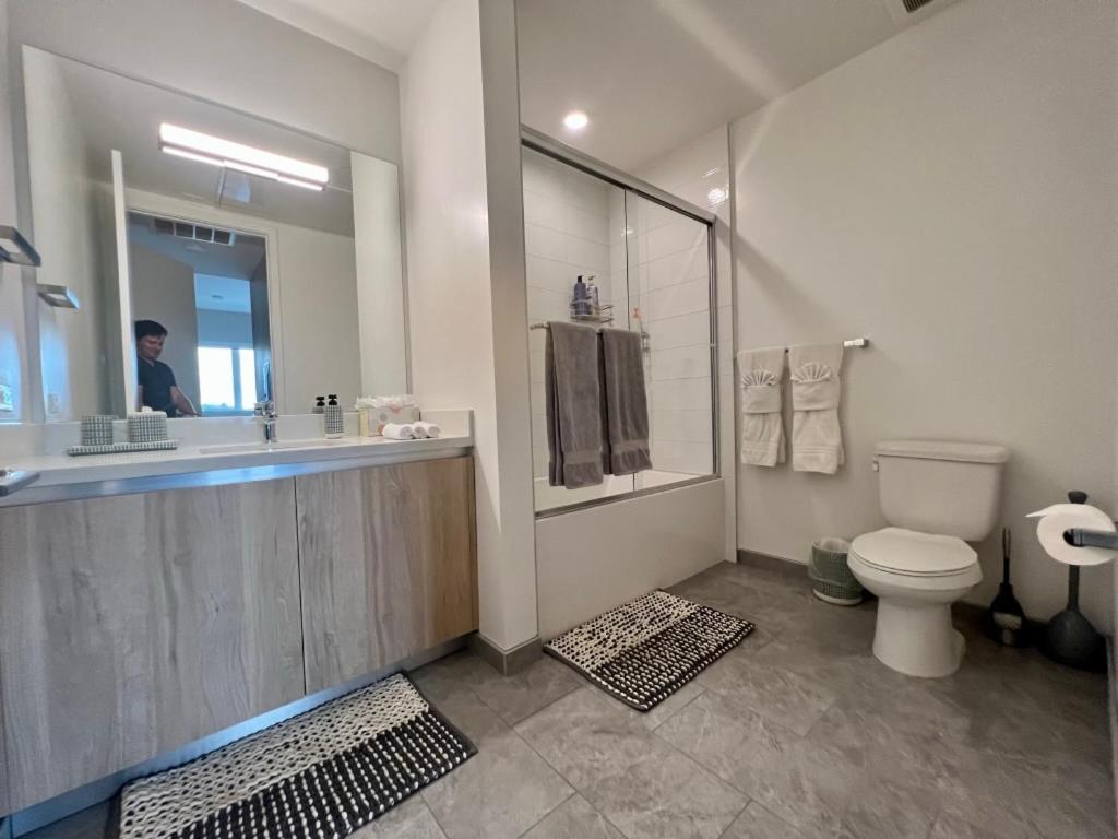 Large Hollywood Corner 2 Bedroom With Private Balcony Aparthotel Los Angeles
